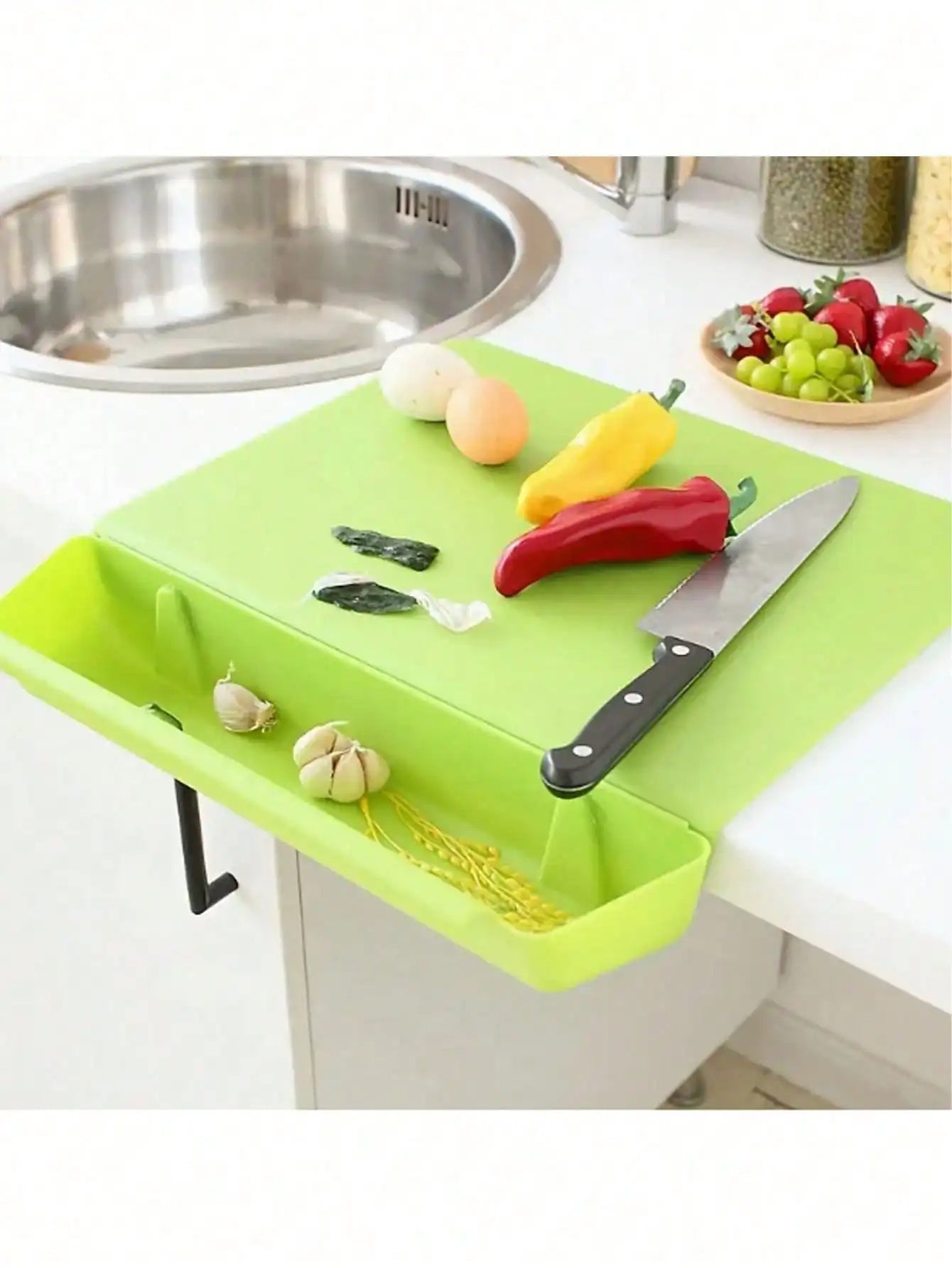 2-in-1 Cutting Board with Tray